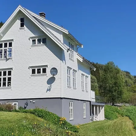 Irenegarden - Fjord View *