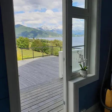 Irenegarden - Fjord View * Lauvstad