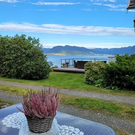 Irenegarden - Fjord View *
