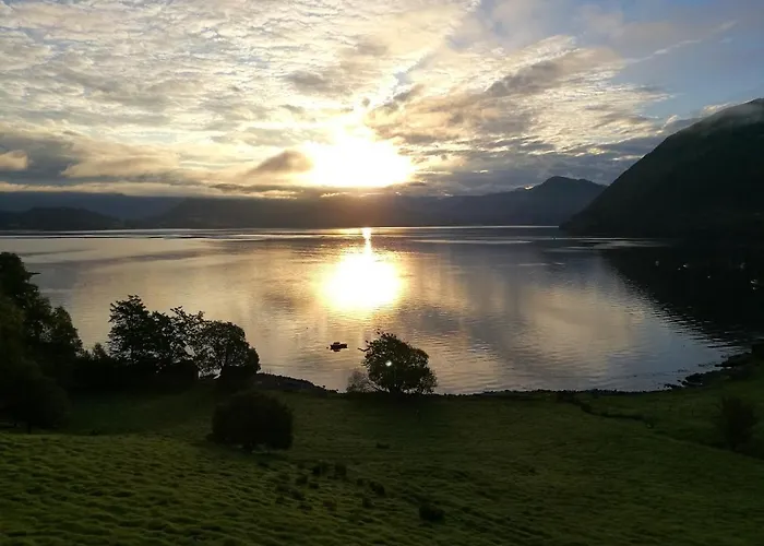 Irenegarden - Fjord View 아파트 Lauvstad