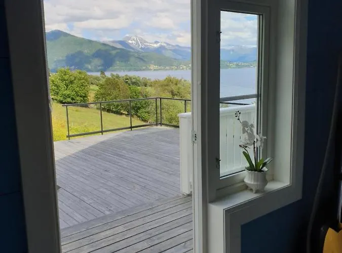 Irenegarden - Fjord View * Lauvstad