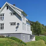 Irenegarden - Fjord View *