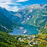 Irenegarden - Fjord View